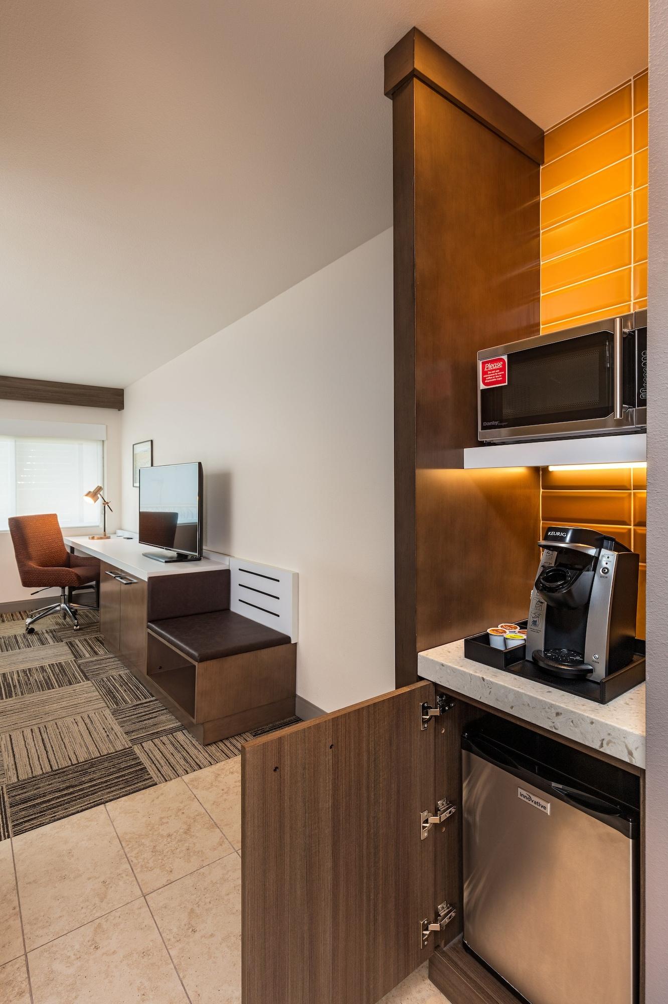 Hilton Garden Inn Davis Downtown Buitenkant foto