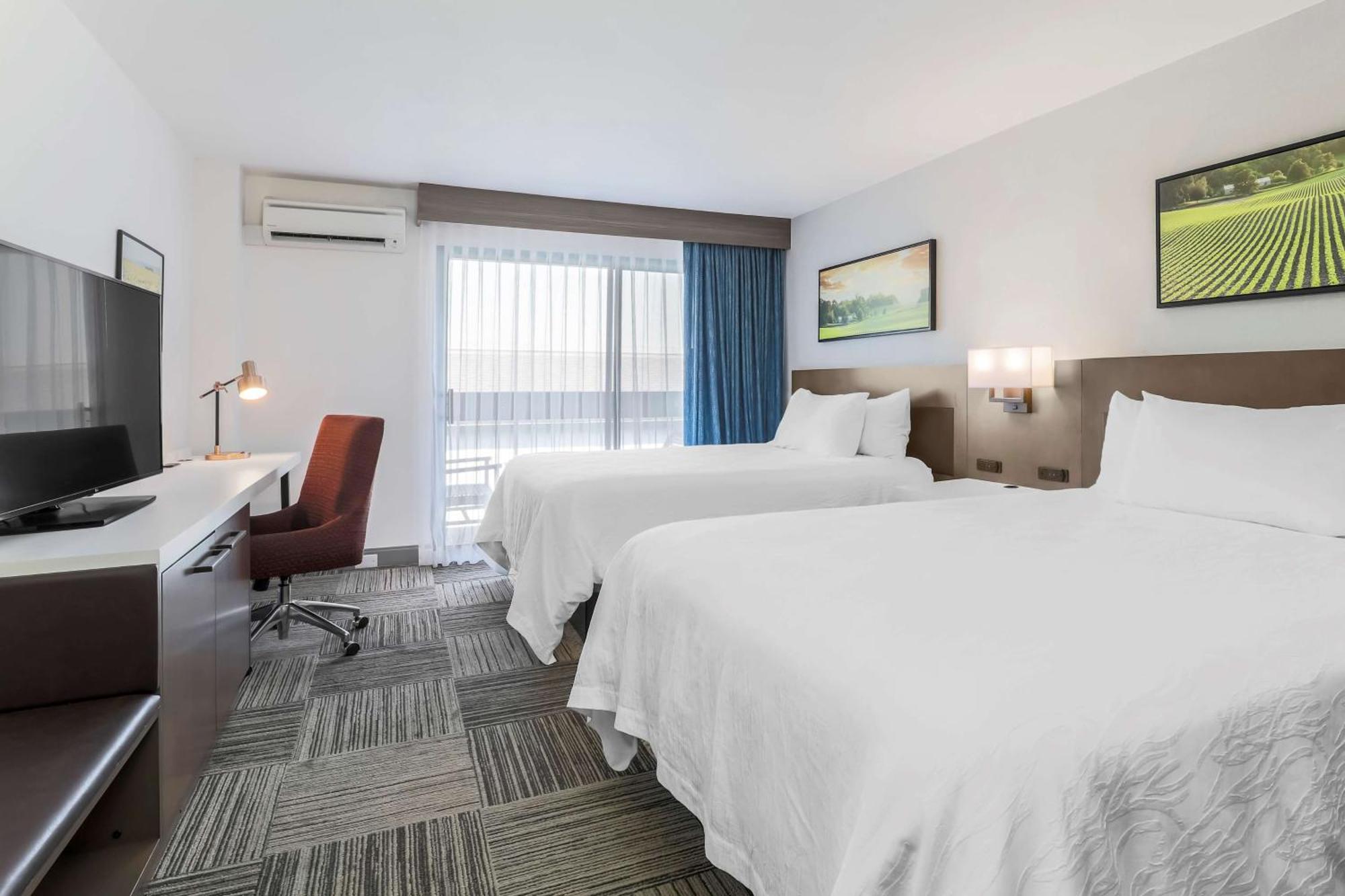 Hilton Garden Inn Davis Downtown Buitenkant foto