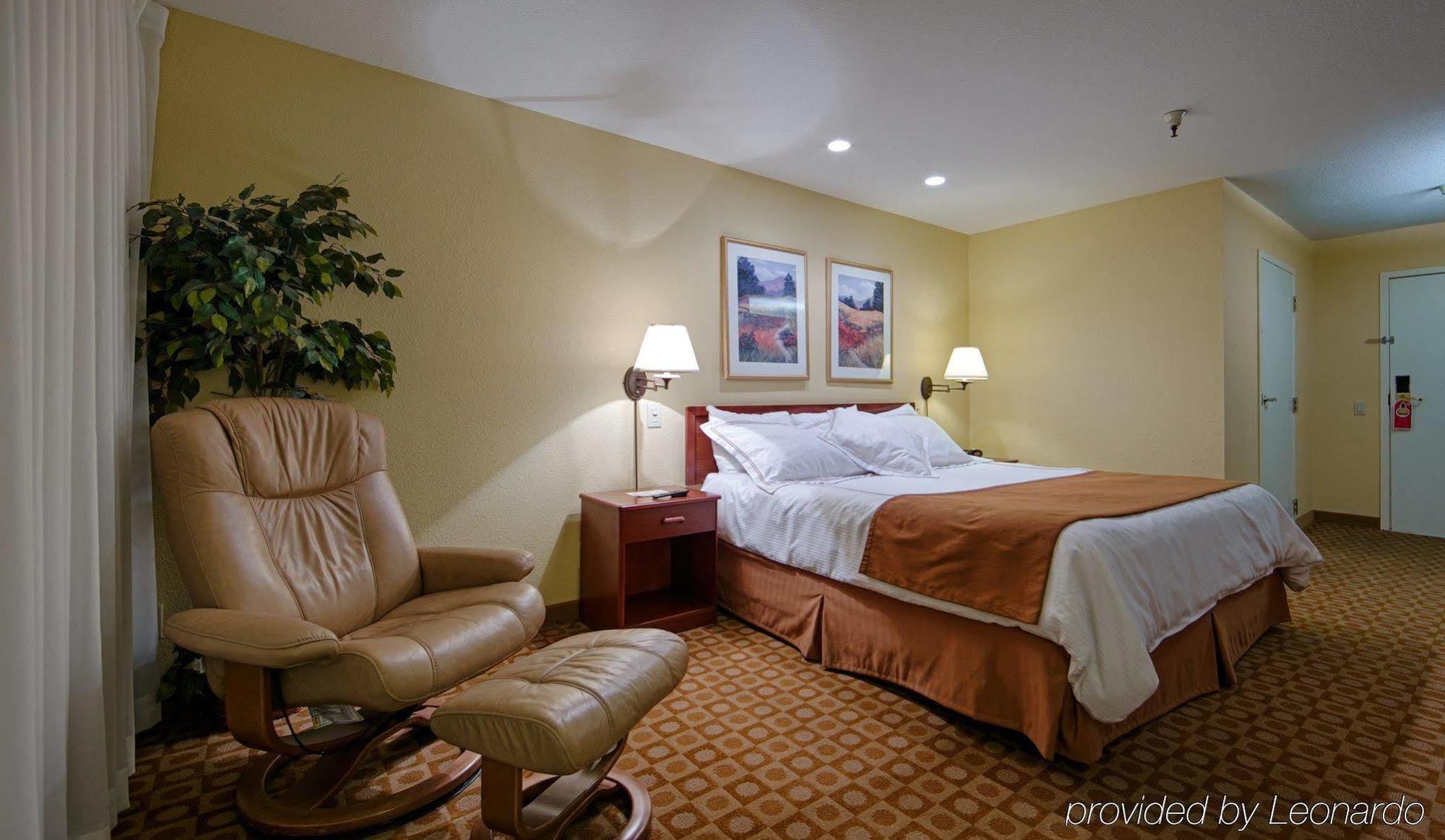 Hilton Garden Inn Davis Downtown Buitenkant foto